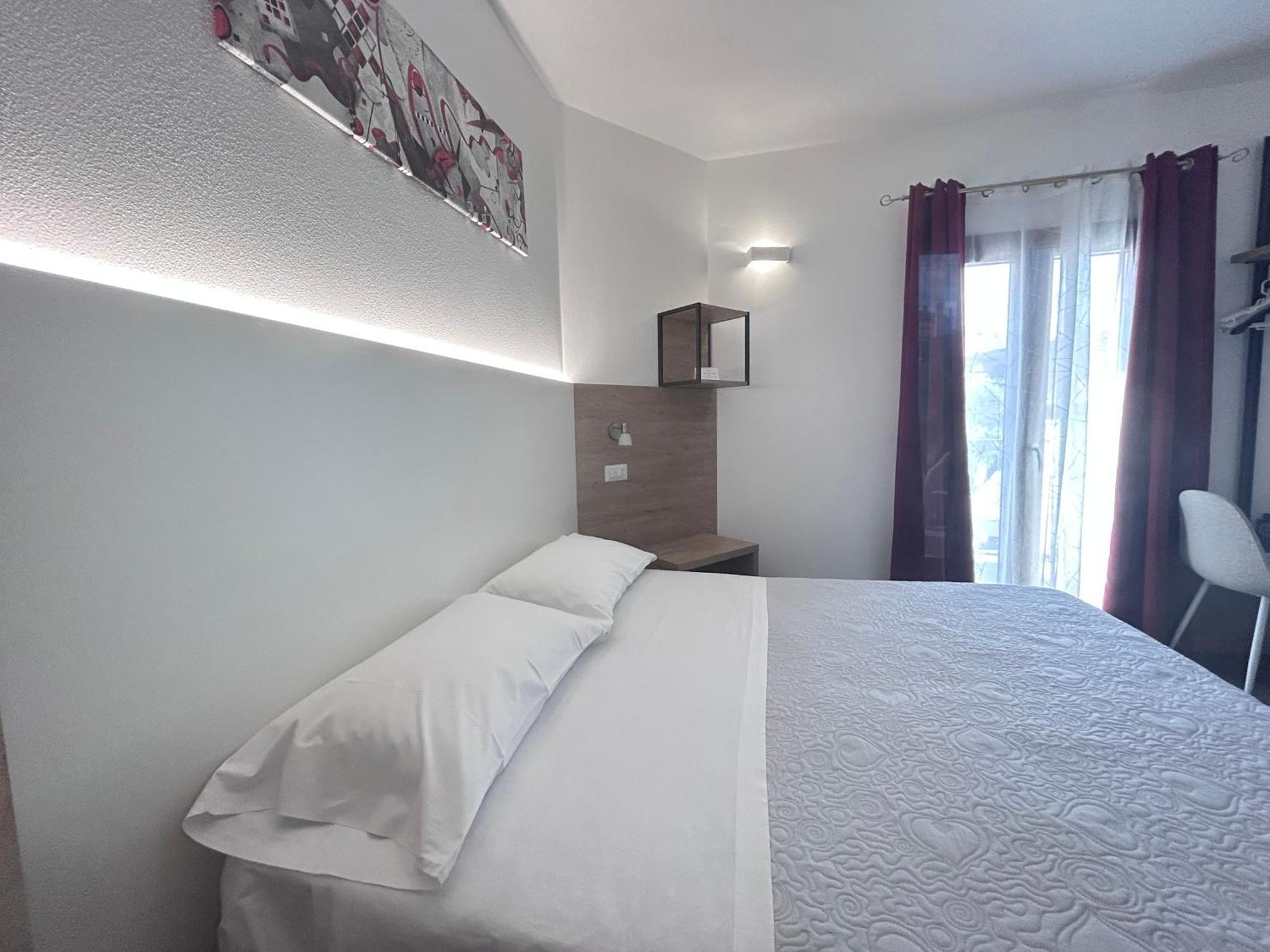 Longevity Hotel Tortolì Extérieur photo